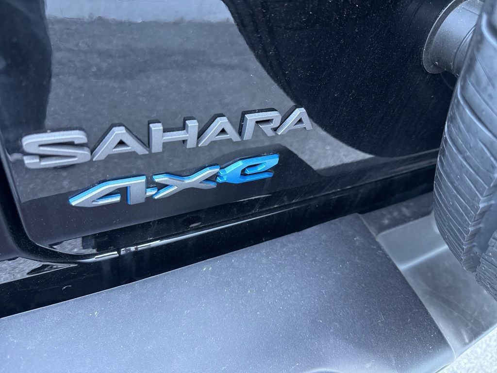 Used 2025 Jeep Wrangler Unlimited Sahara image 7