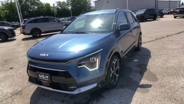 New 2025 Kia Niro EX Touring image 6