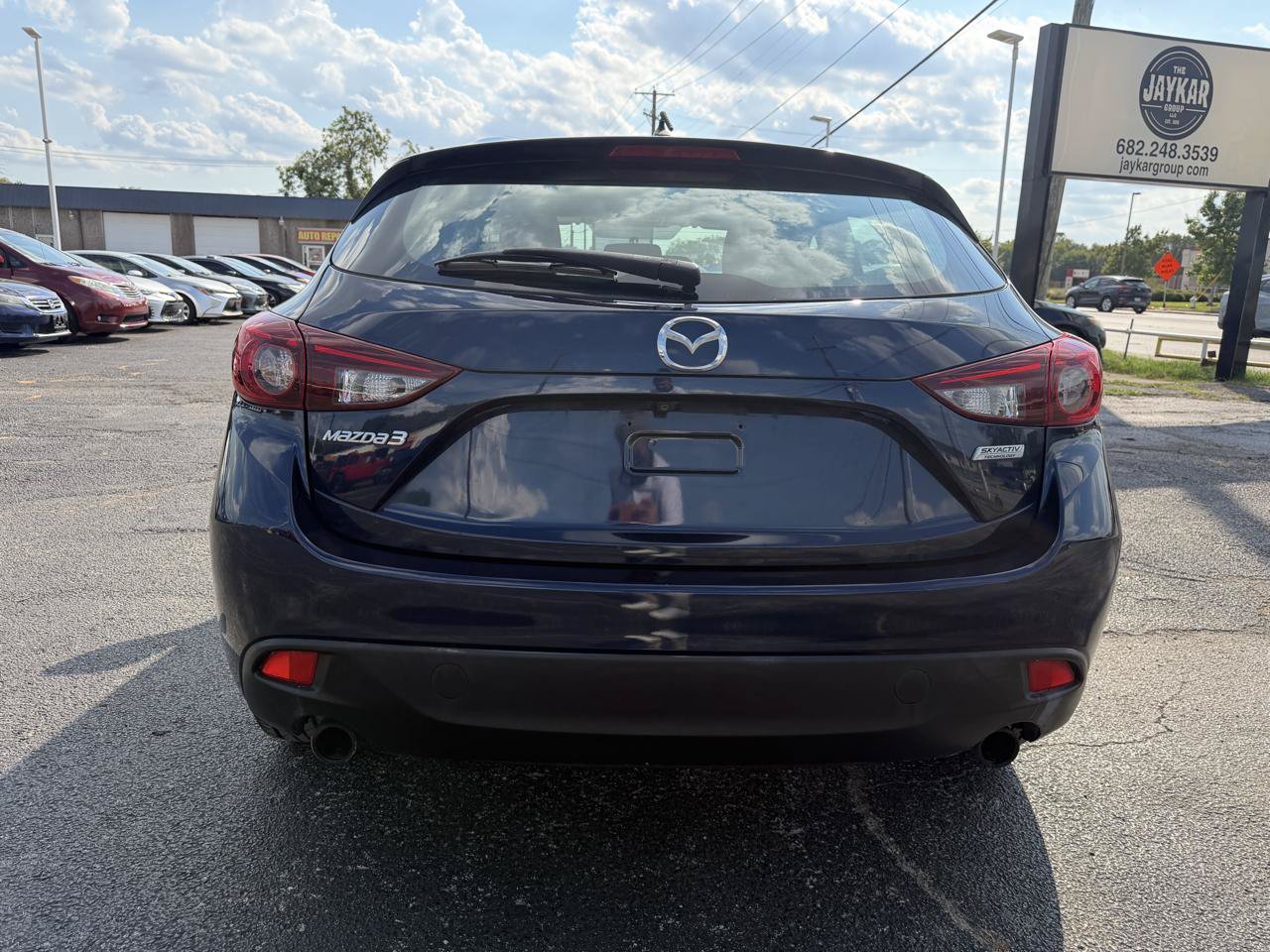 Used 2016 MAZDA MAZDA3 i Sport FWD image 7