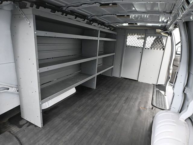Used 2022 Chevrolet Express 2500 w/ Driver Convenience Package image 32