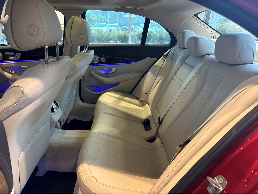 Used 2017 Mercedes-Benz E 300 4MATIC image 30