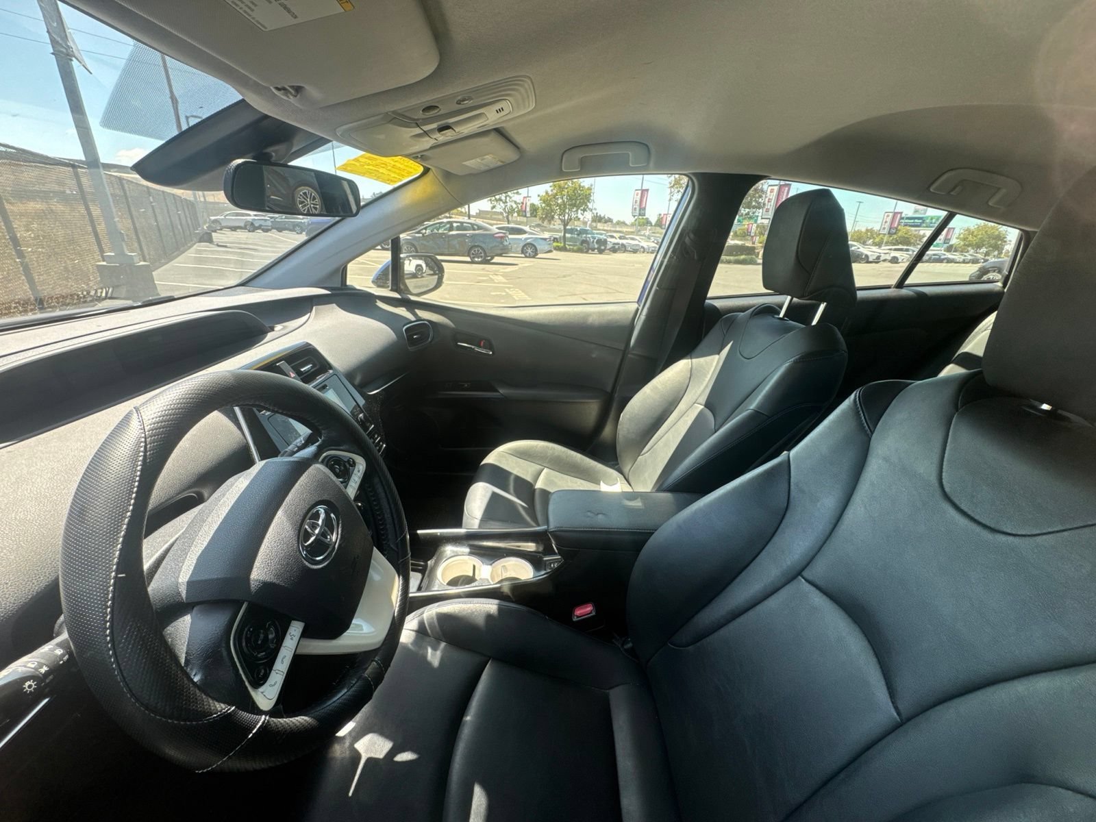 Used 2016 Toyota Prius Three Touring FWD image 8