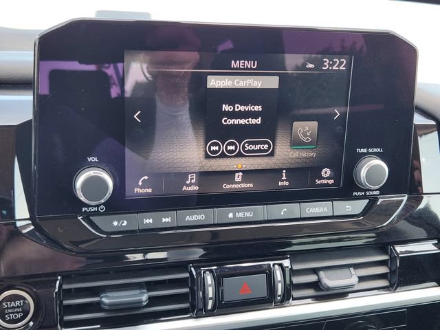 Used 2024 Nissan Pathfinder SV FWD image 17