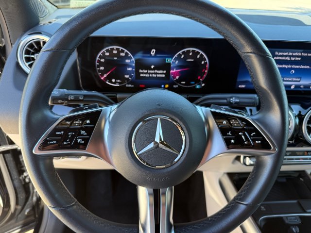 Used 2025 Mercedes-Benz GLA 250 image 15