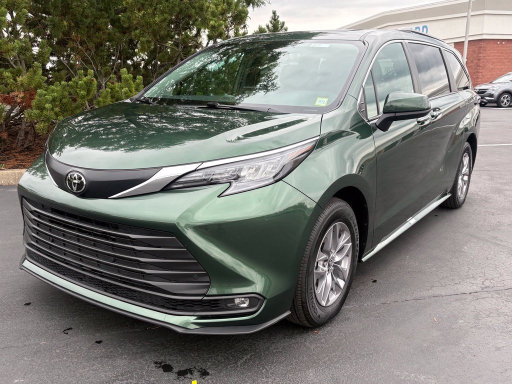 Used 2026 Toyota Sienna XLE