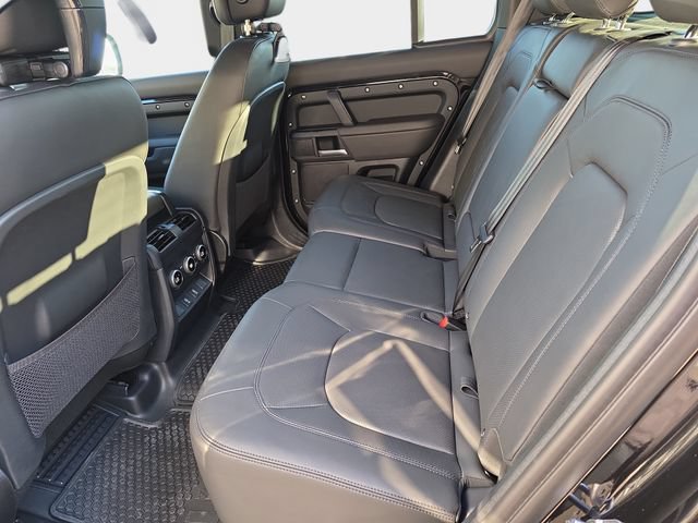 New 2026 Land Rover Defender 110 X-Dynamic SE AWD/4WD image 11