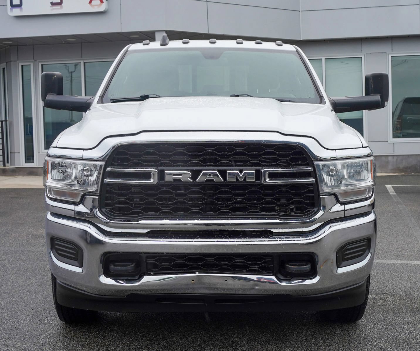 Used 2021 RAM 3500 Tradesman AWD/4WD image 9