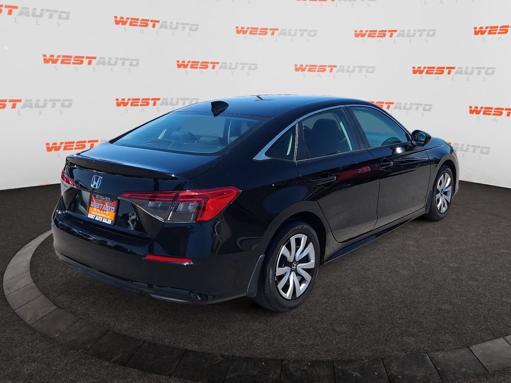 Used 2023 Honda Civic LX image 5