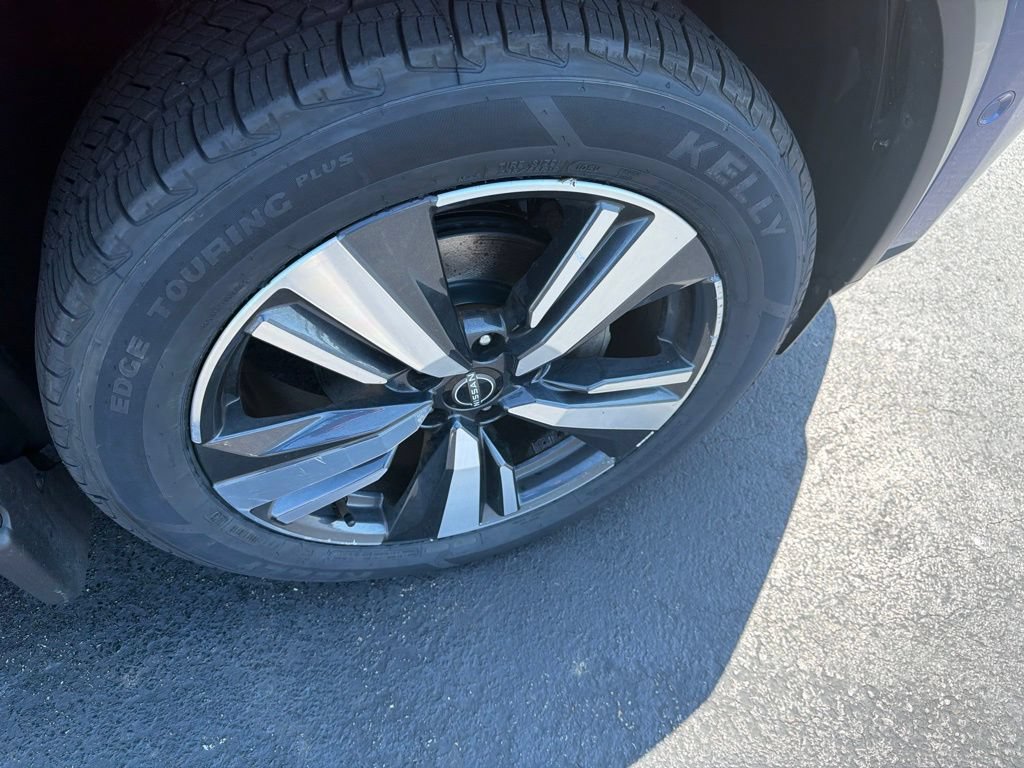 Used 2023 Nissan Rogue Platinum AWD/4WD image 4