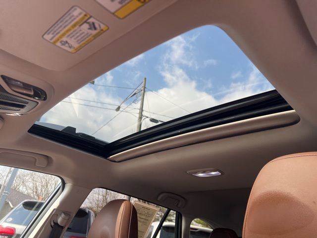 Used 2023 Subaru Outback Touring image 5