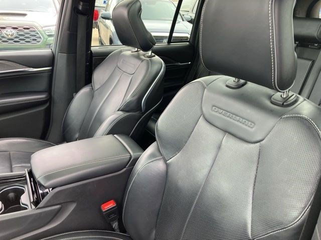 Certified 2022 Jeep Grand Cherokee Overland w/ Advanced Protech Group III AWD/4WD image 13