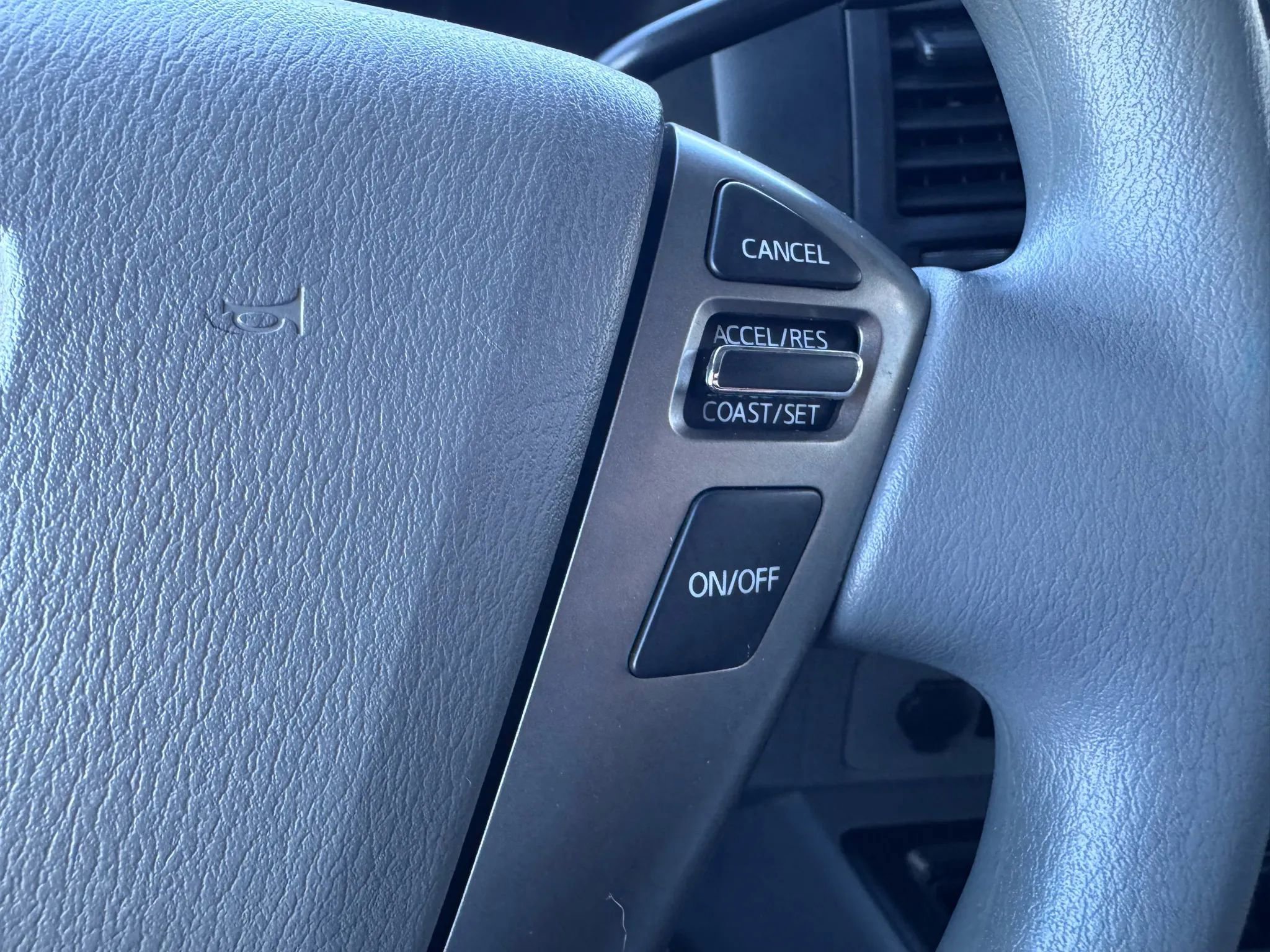 Used 2018 Nissan NV 3500 S image 22