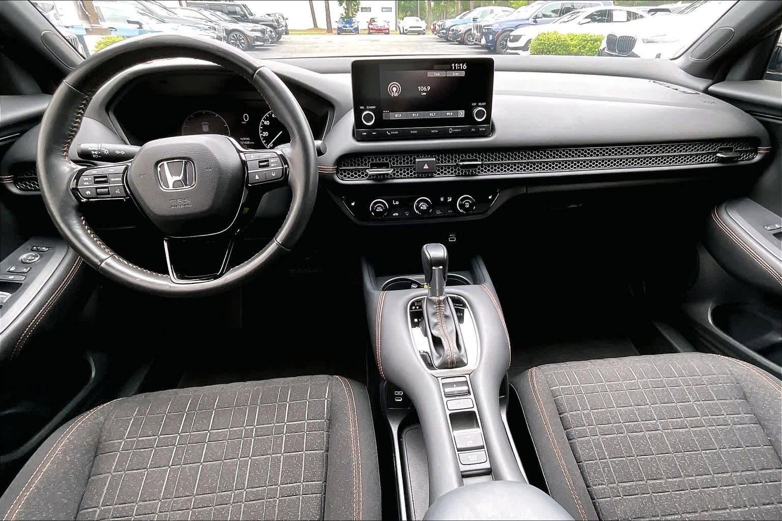Used 2024 Honda HR-V Sport image 15