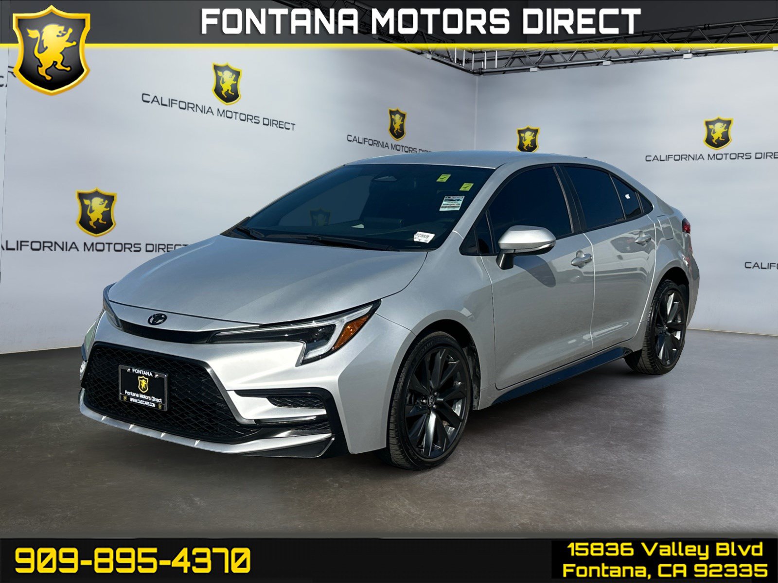 Used 2025 Toyota Corolla SE w/ Convenience Package FWD image 1
