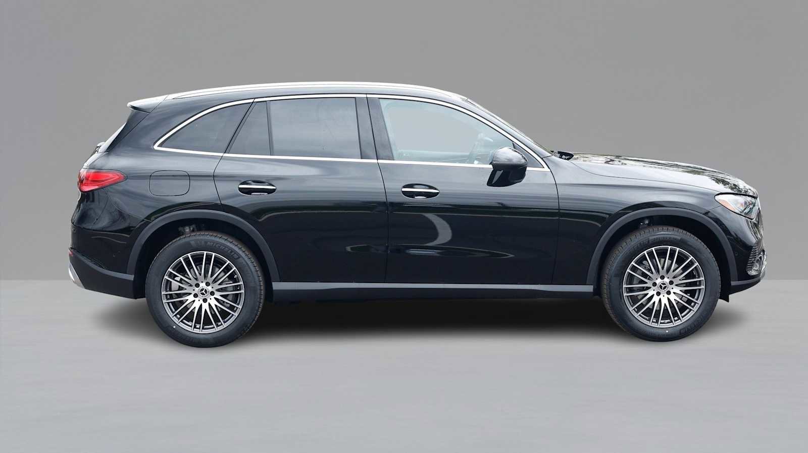 New 2026 Mercedes-Benz GLC 300 4MATIC image 4