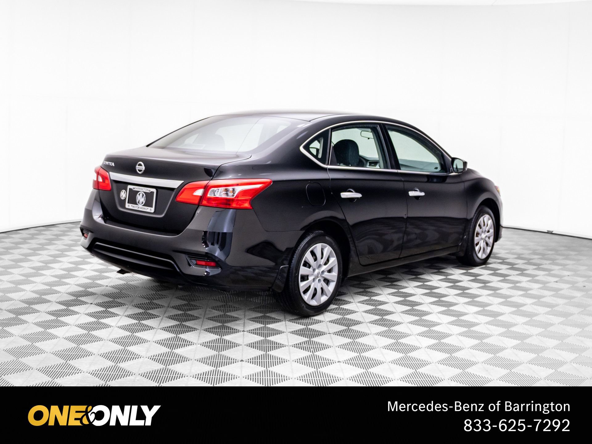 Used 2017 Nissan Sentra S FWD image 5