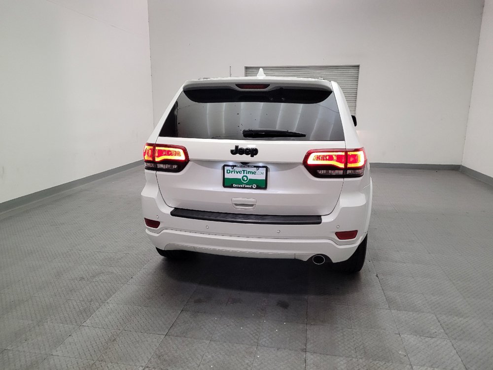 Used 2019 Jeep Grand Cherokee Altitude RWD image 7