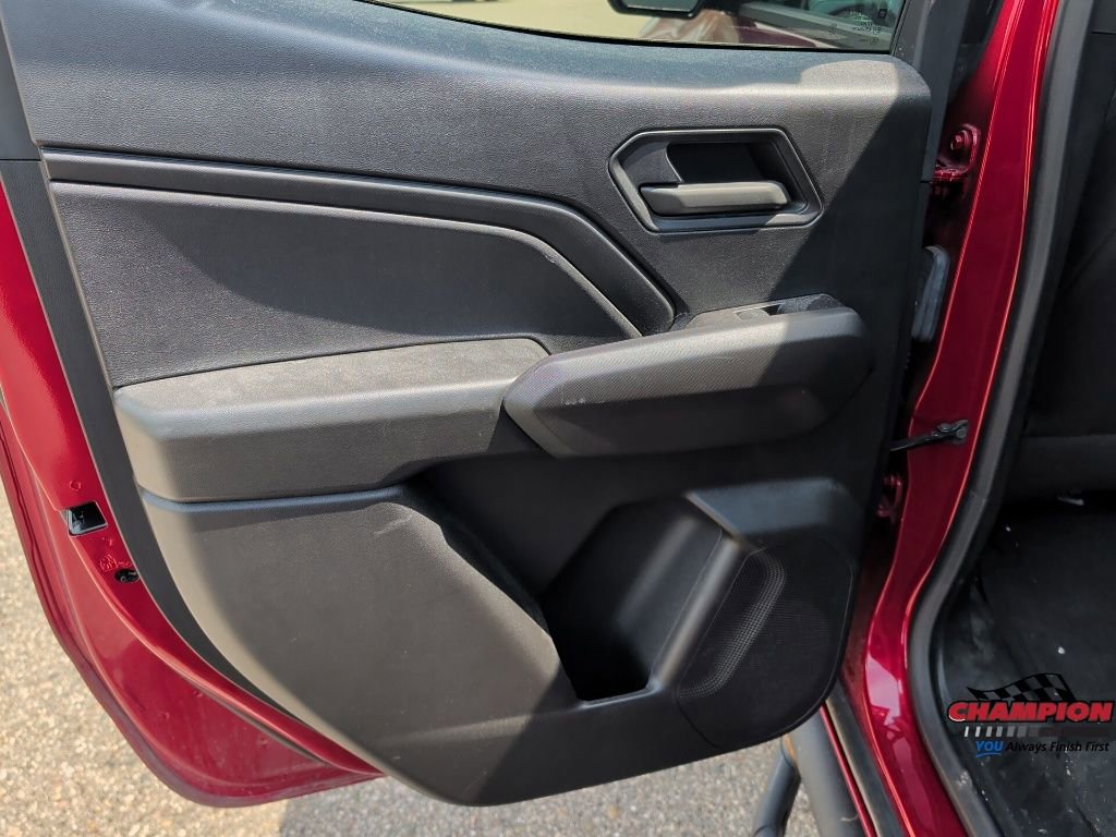 Used 2024 Chevrolet Colorado Trail Boss w/ Advanced Trailering Package image 17