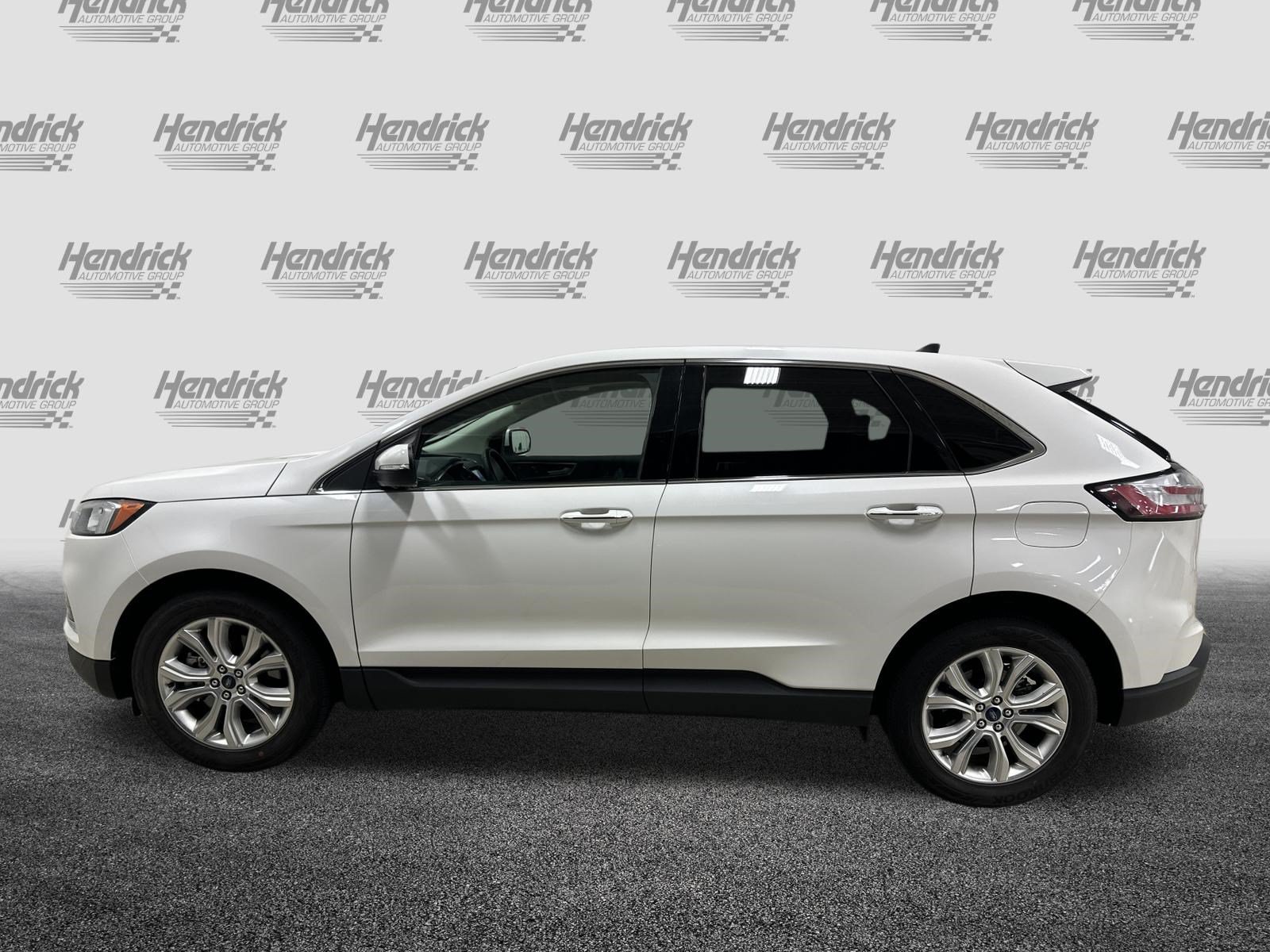 Used 2020 Ford Edge Titanium AWD/4WD image 7