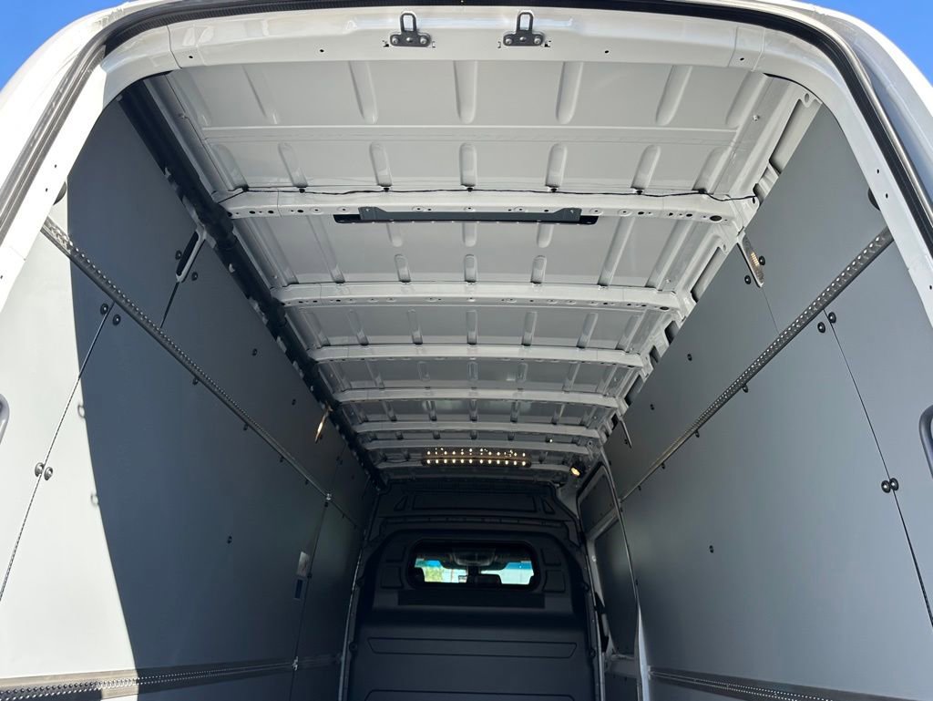 New 2025 Mercedes-Benz Sprinter 2500 image 11