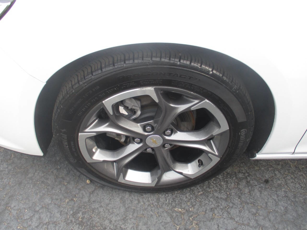 Used 2024 Chevrolet Malibu LT image 27