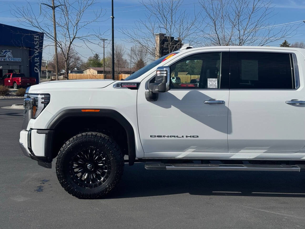 Used 2025 GMC Sierra 3500 Denali AWD/4WD image 11
