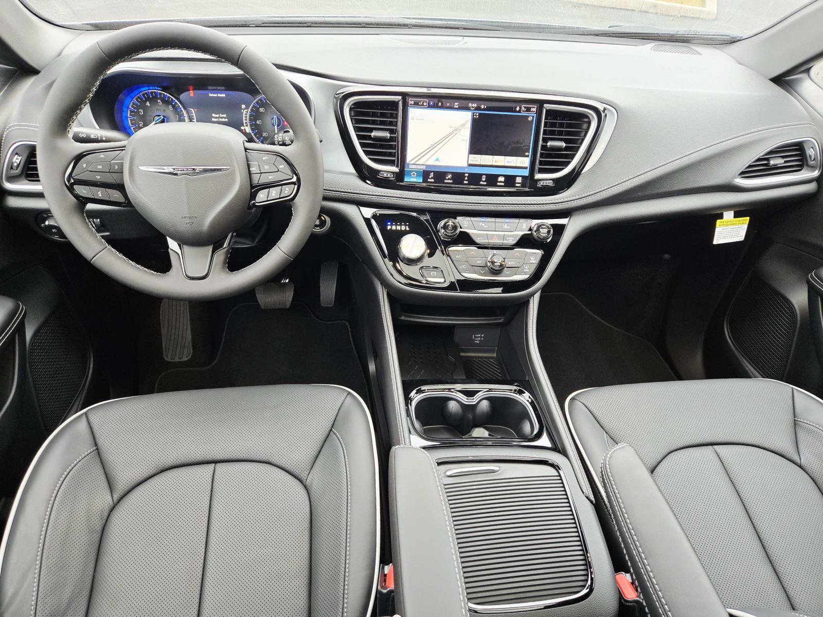 New 2026 Chrysler Pacifica Limited w/ S Appearance Package image 10