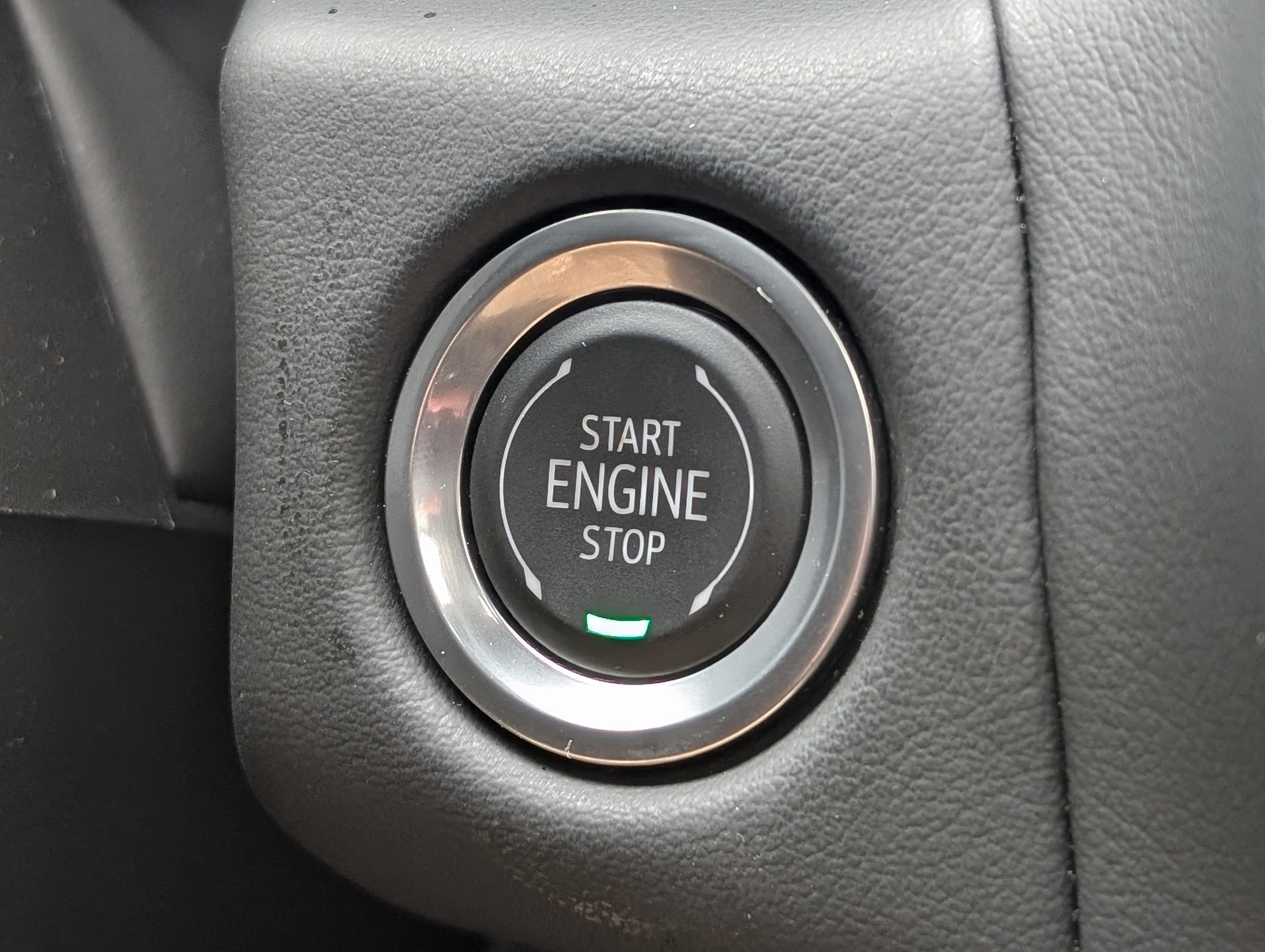 Used 2024 Chevrolet Suburban RST w/ Sport Performance Package image 38