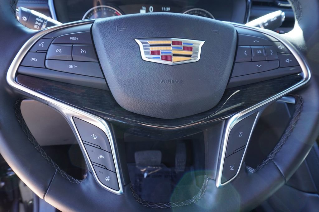 Certified 2025 Cadillac XT5 Premium Luxury image 18