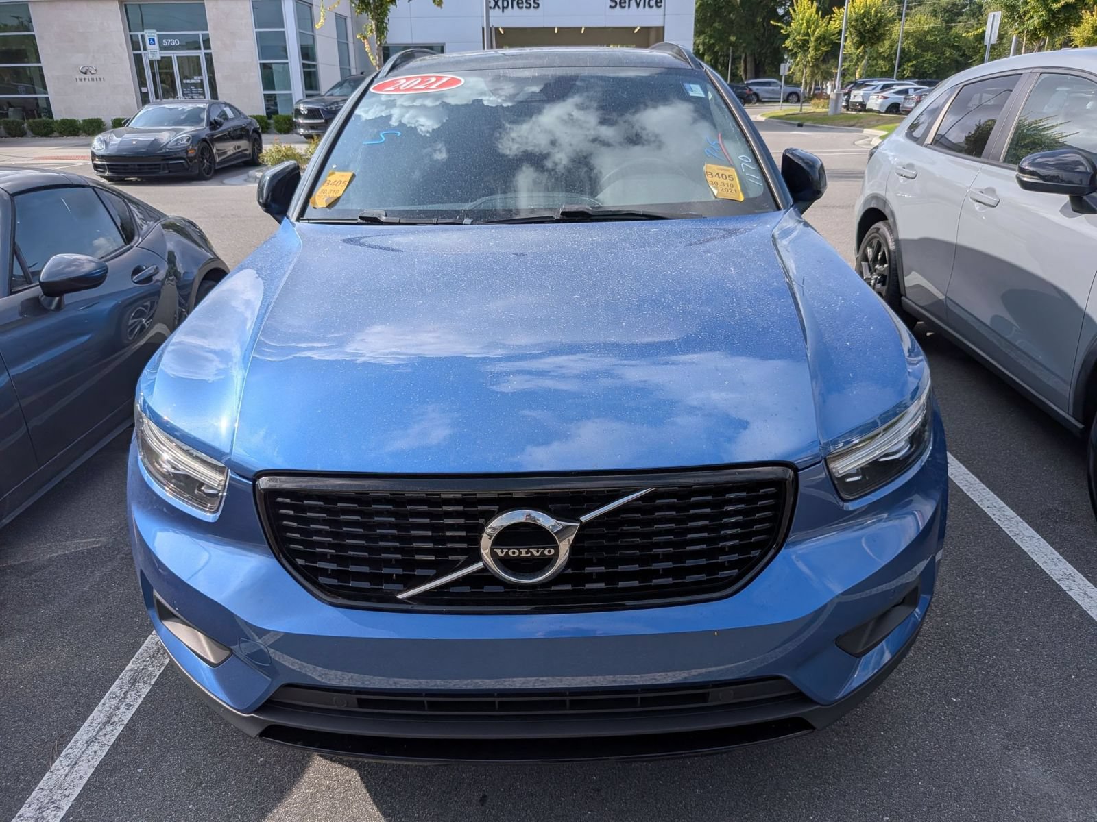 Used 2021 Volvo XC40 T5 R-Design w/ Climate Package AWD/4WD image 6