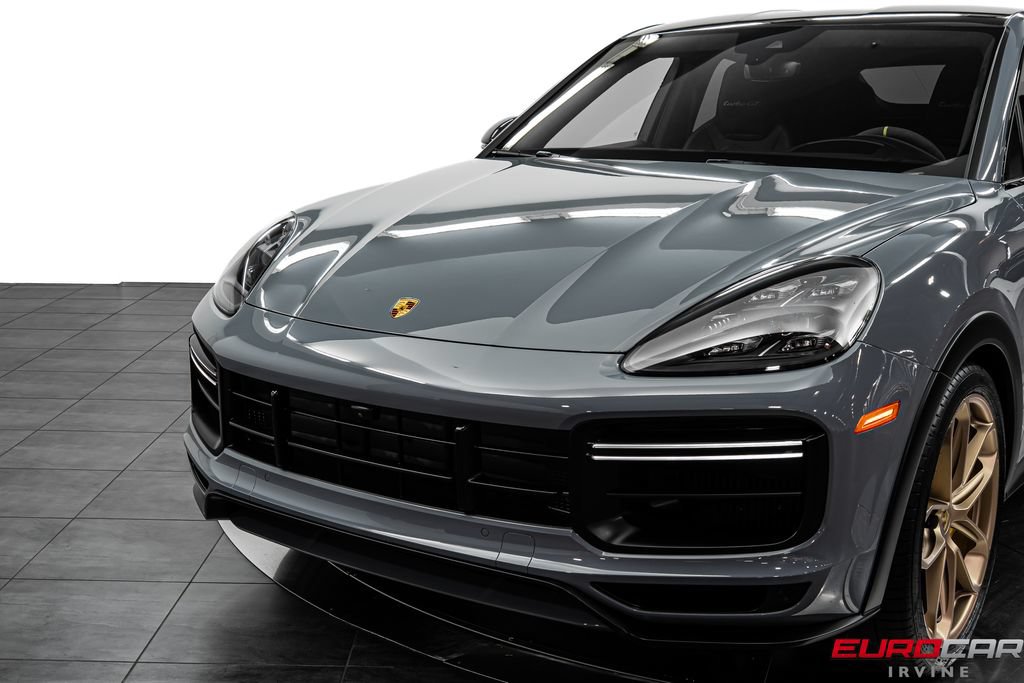 Used 2022 Porsche Cayenne Turbo GT AWD/4WD image 13
