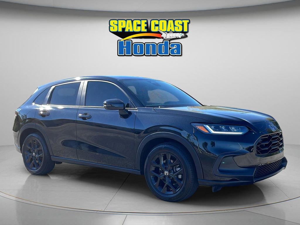 Used 2024 Honda HR-V Sport image 1