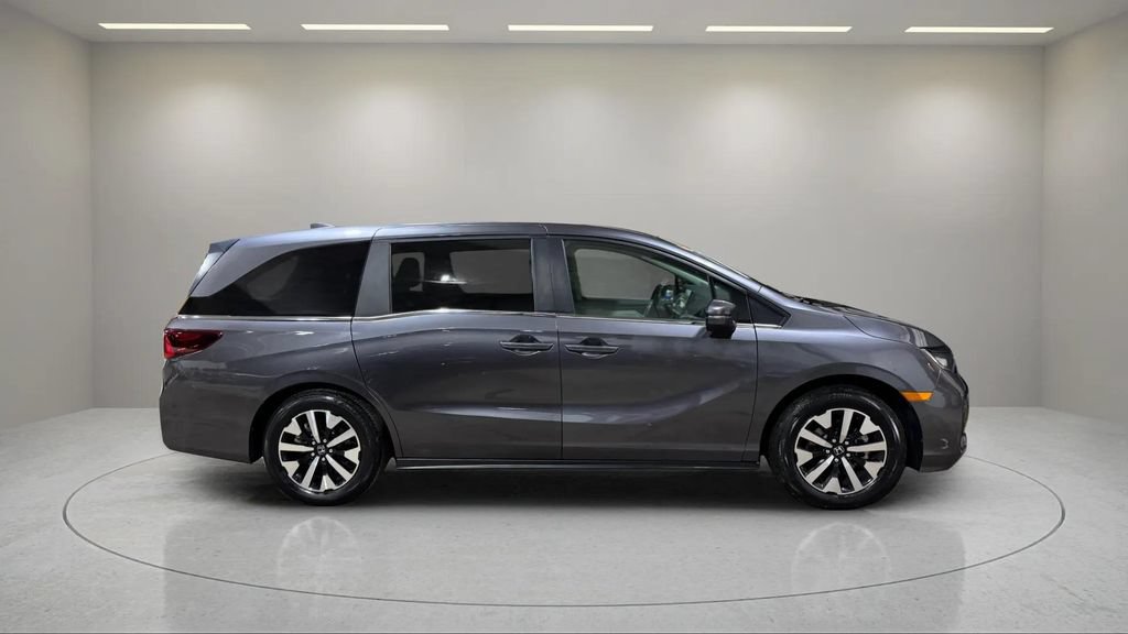 Used 2025 Honda Odyssey EX-L image 2