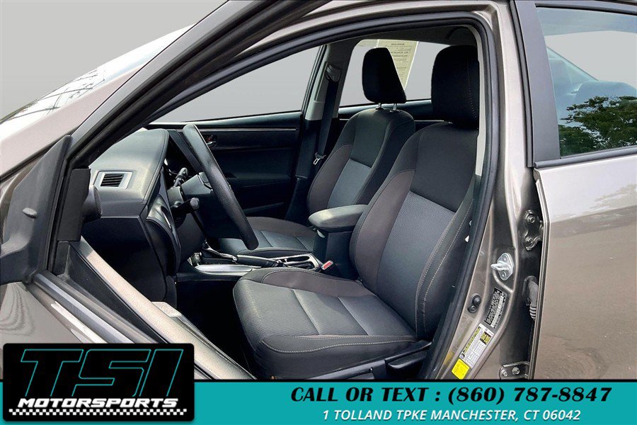 Used 2017 Toyota Corolla LE FWD image 25