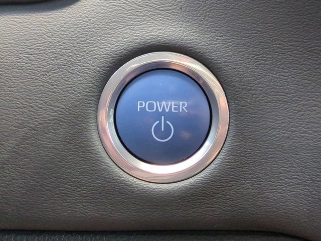 Used 2024 Toyota Sequoia Platinum AWD/4WD image 26