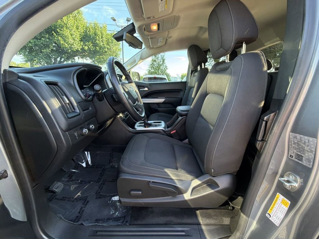 Used 2020 Chevrolet Colorado LT w/ LT Convenience Package AWD/4WD image 13