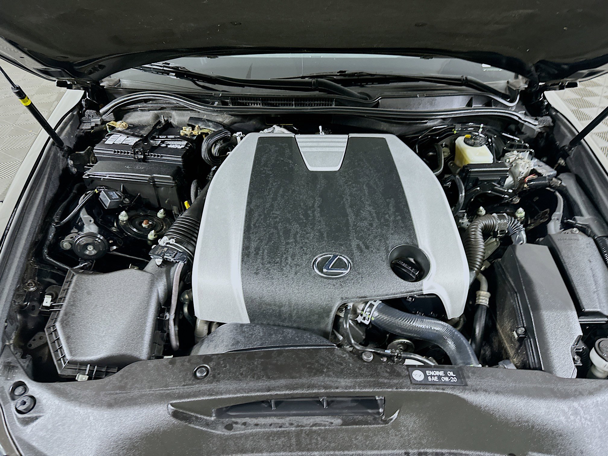 Used 2016 Lexus IS 300 AWD image 33