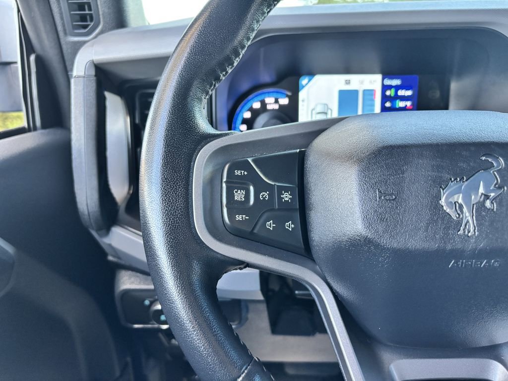 Used 2022 Ford Bronco Black Diamond w/ Sasquatch Package image 27