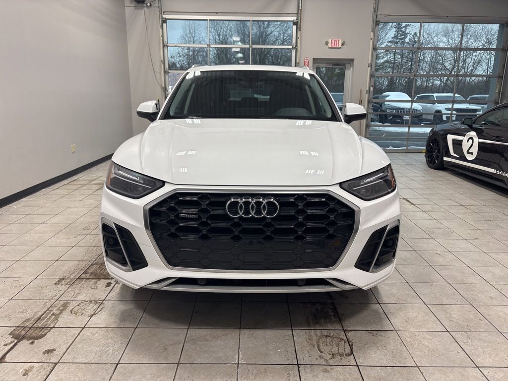 Used 2023 Audi Q5 2.0T Premium w/ Convenience Package AWD/4WD image 6