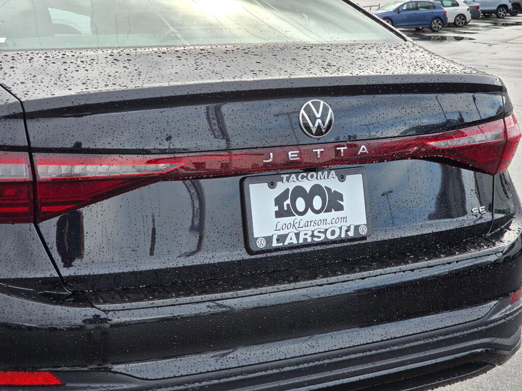 New 2026 Volkswagen Jetta SE image 13