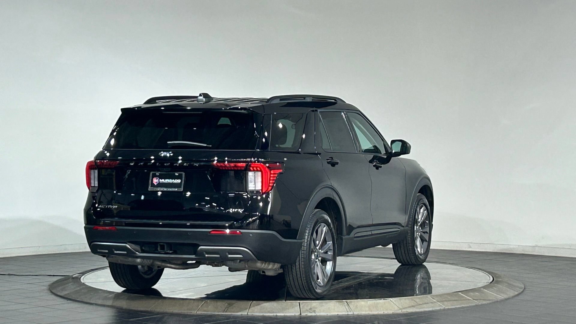 New 2026 Ford Explorer Active w/ Active Comfort Package AWD/4WD image 10