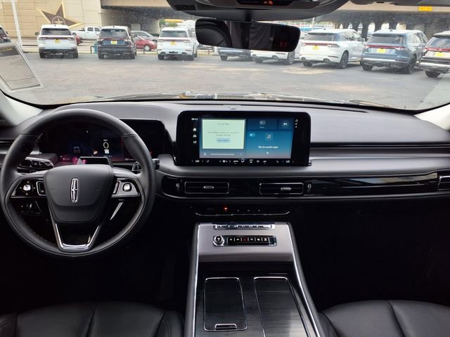New 2026 Lincoln Aviator 2WD image 10