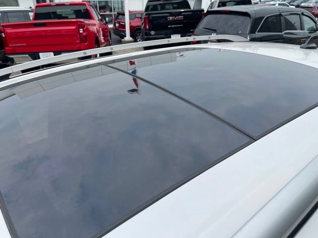 Used 2019 Ford Escape Titanium FWD image 10
