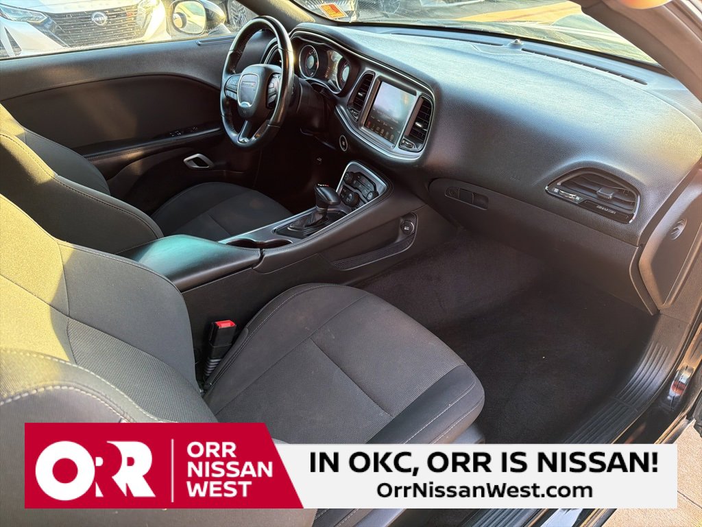 Used 2016 Dodge Challenger R/T image 16