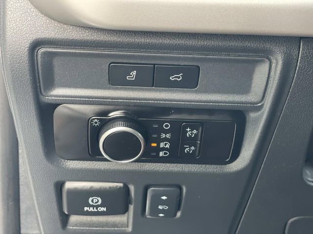 Certified 2024 Ford Expedition XLT image 20