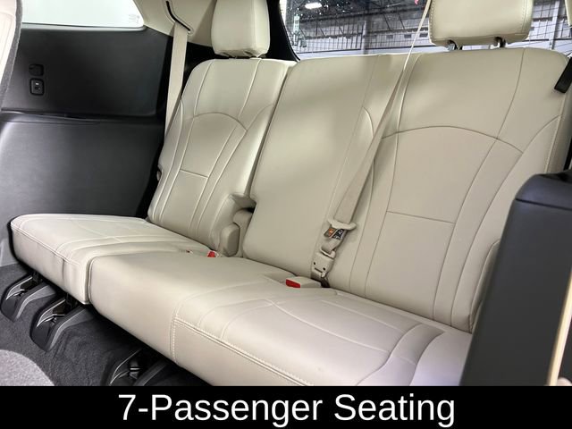 Used 2023 Buick Enclave Essence image 18