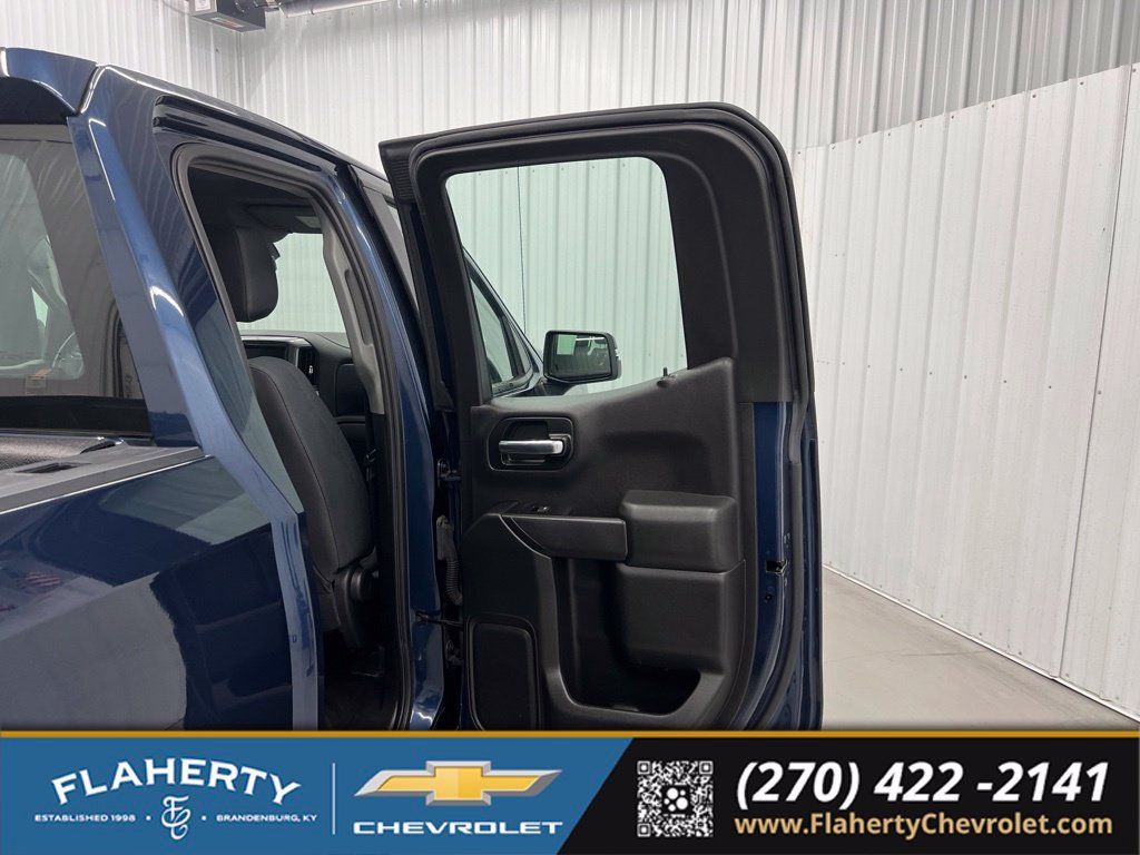 Used 2020 Chevrolet Silverado 1500 W/T w/ Trailering Package AWD/4WD image 12