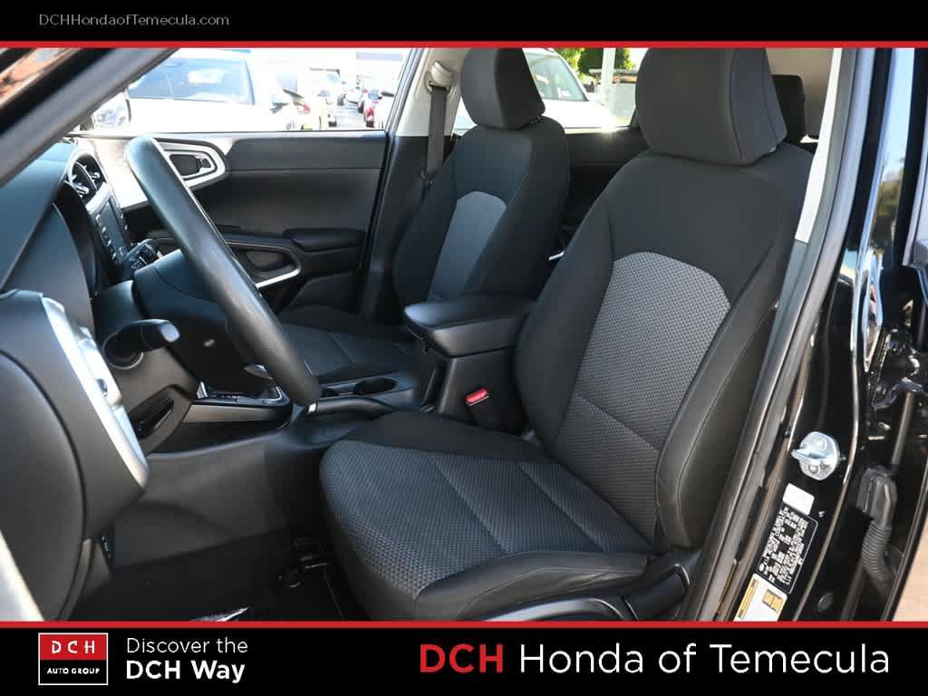 Used 2021 Kia Soul LX FWD image 18