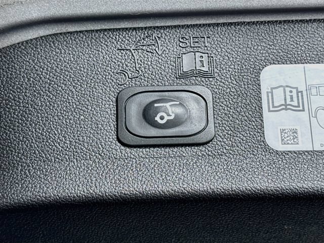 Used 2019 Ford Escape Titanium FWD image 45
