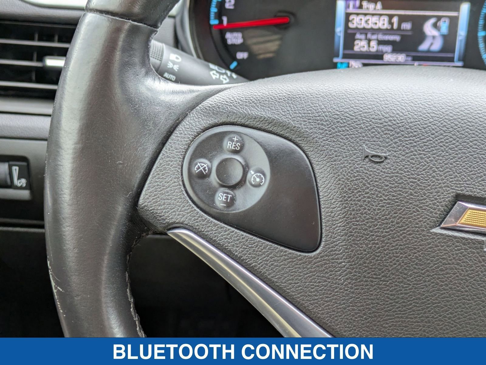 Used 2015 Chevrolet Impala LT w/ Convenience Package image 17